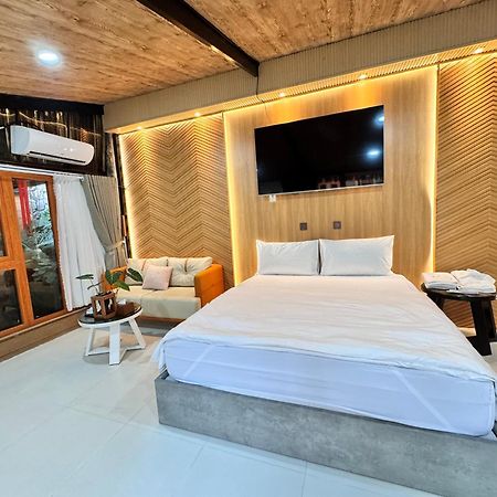 La Garden Homestay Long Xuyên エクステリア 写真